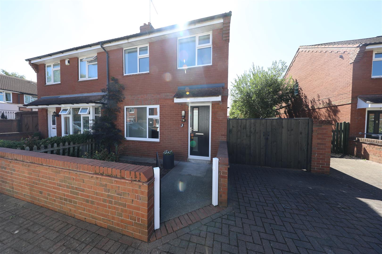 Property & Houses for Sale & Let in Hull Symonds & Greenham